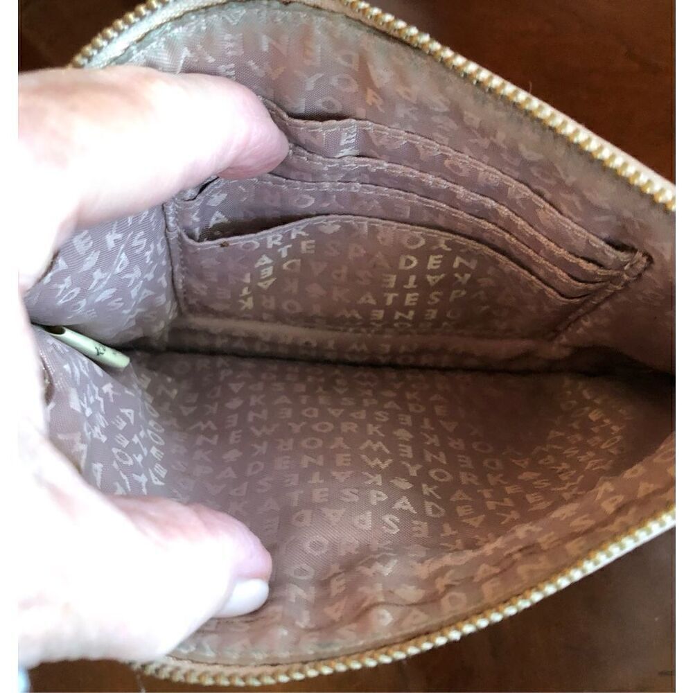 KATE SPADE ♠️ - 🎉HP🎉 EUC Rose Gold Metallic Leather Laurel Way Tinie Wristlet - Picture 7 of 16